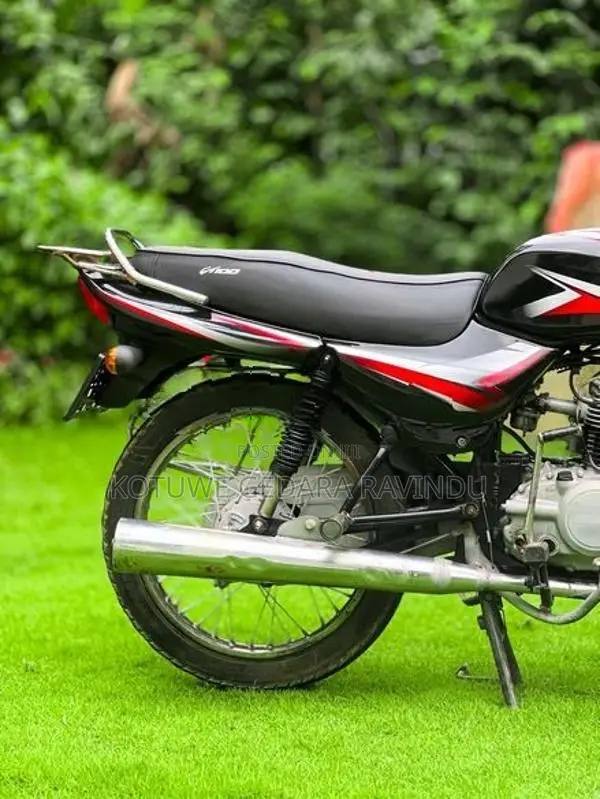 Bajaj CT100 2005