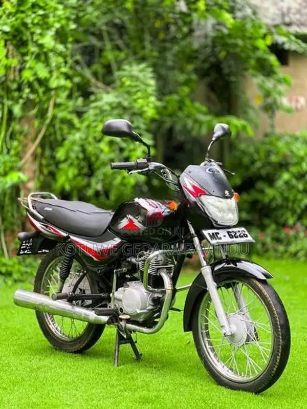 Bajaj CT100 2005