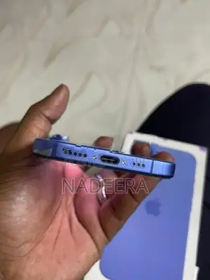 Apple iPhone 16 (Used)
