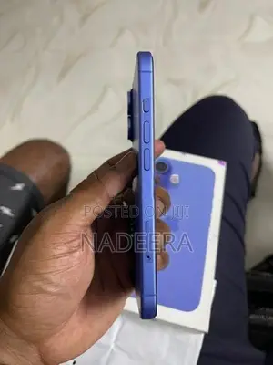 Apple iPhone 16 (Used)