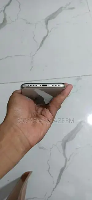 Apple iPhone X (Used)