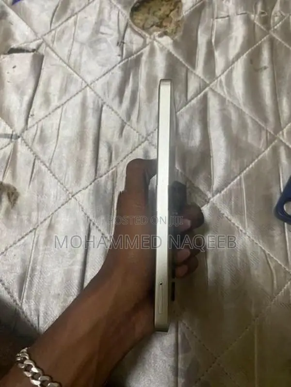Samsung Galaxy A06 (Used)