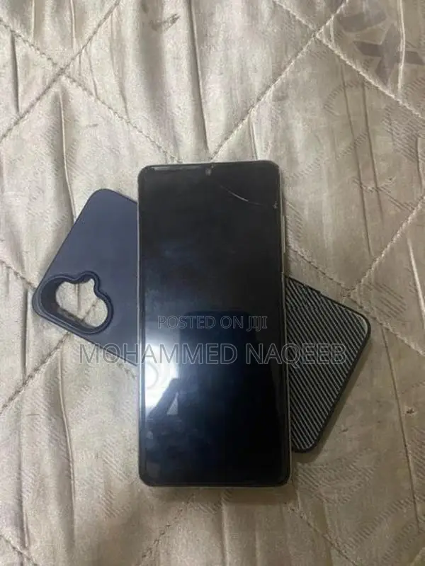 Samsung Galaxy A06 (Used)