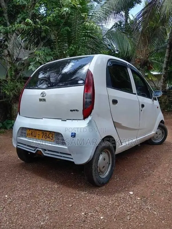 Tata Nano CX 2012