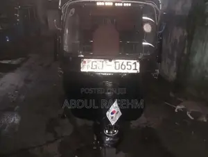 Bajaj RE 2001