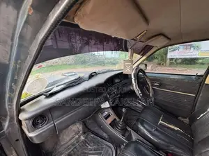 Nissan Sunny B211 1978