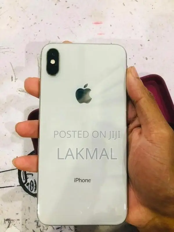 Apple iPhone XS Max (Used)