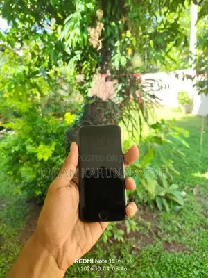 Apple iPhone 8 64GB (Used)