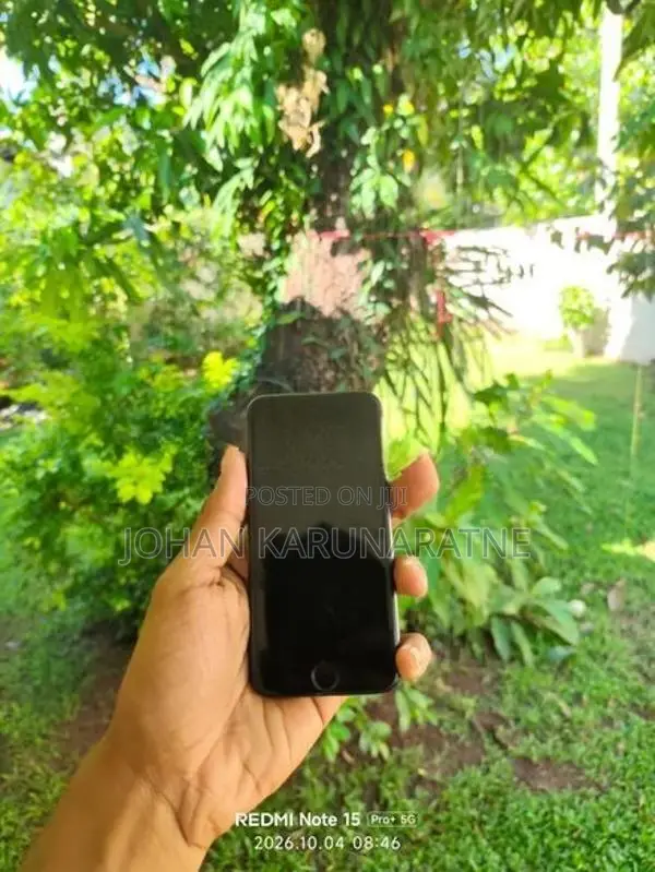 Apple iPhone 8 64GB (Used)