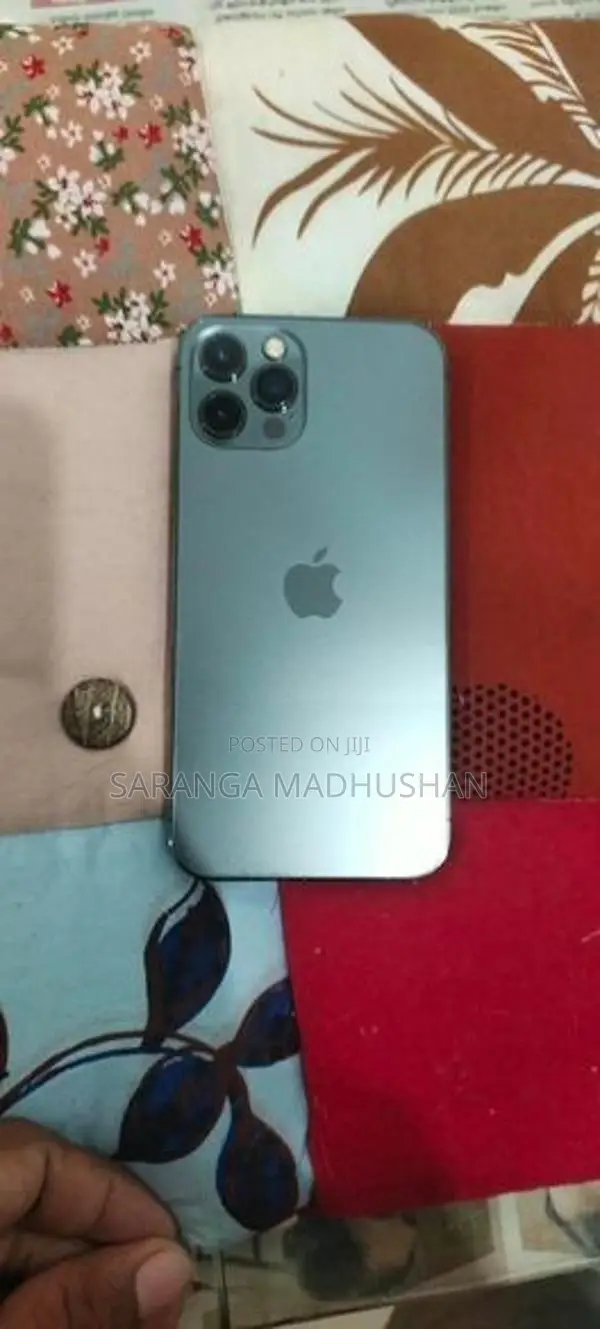 Apple iPhone 12 Pro (Used)