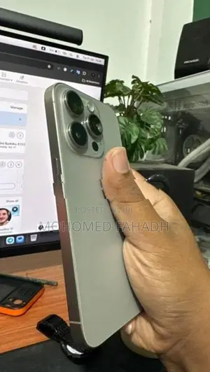 Apple iPhone 15 Pro (Used)