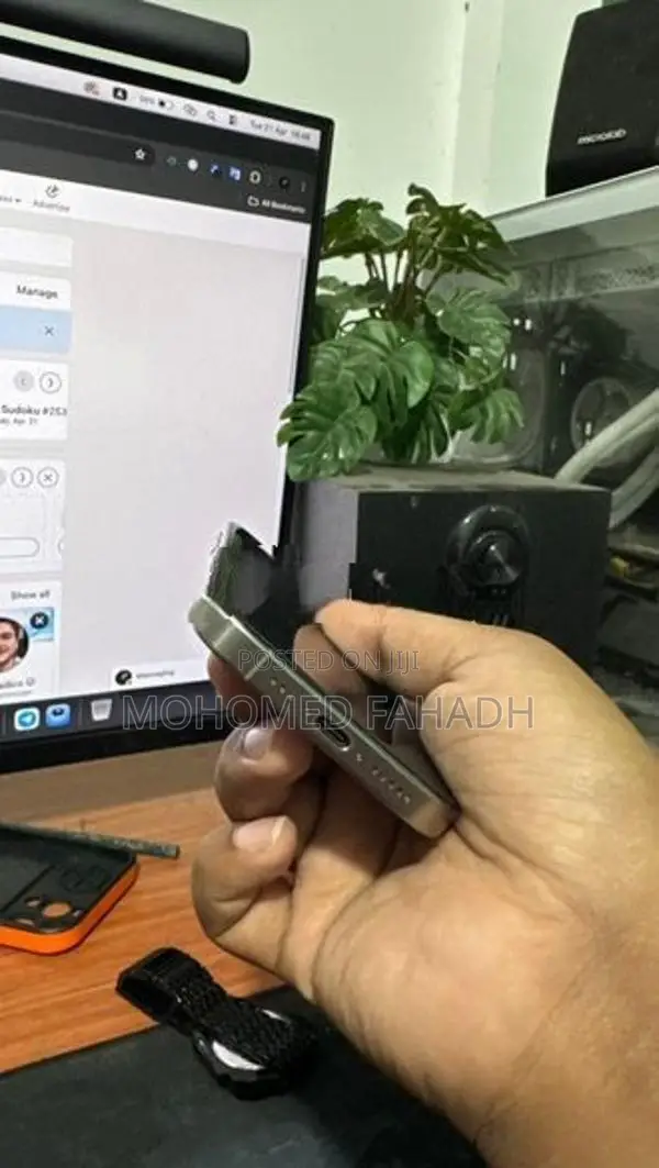 Apple iPhone 15 Pro (Used)
