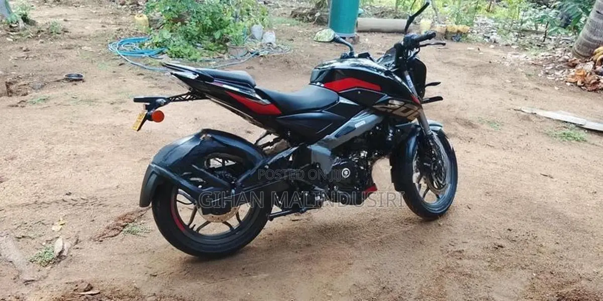 Bajaj Pulsar NS200 2026