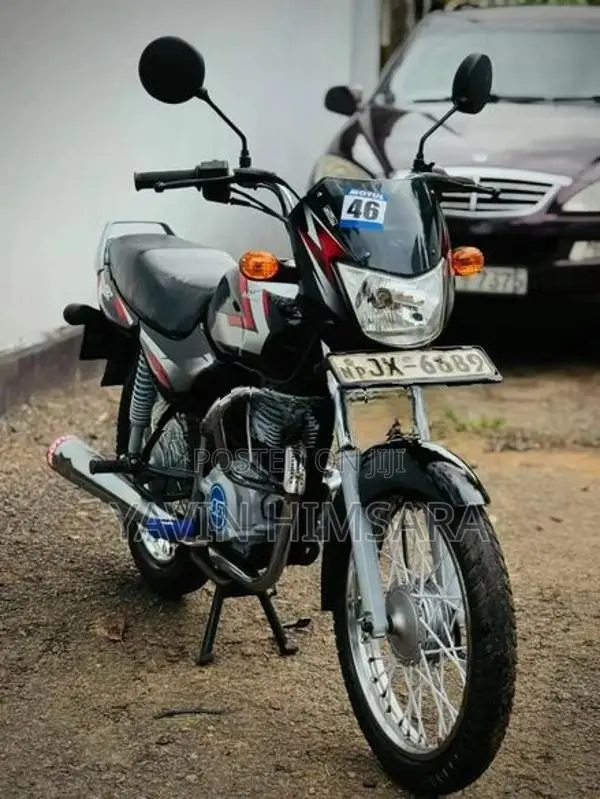 Bajaj CT100 2005