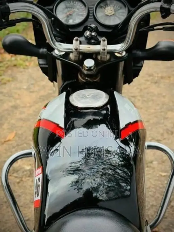 Bajaj CT100 2005