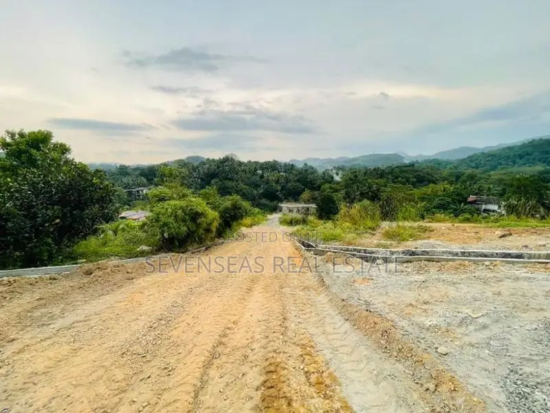 Avissawella | 10 Perch Residential Land for Sale