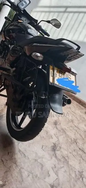 Bajaj Pulsar 150 2016