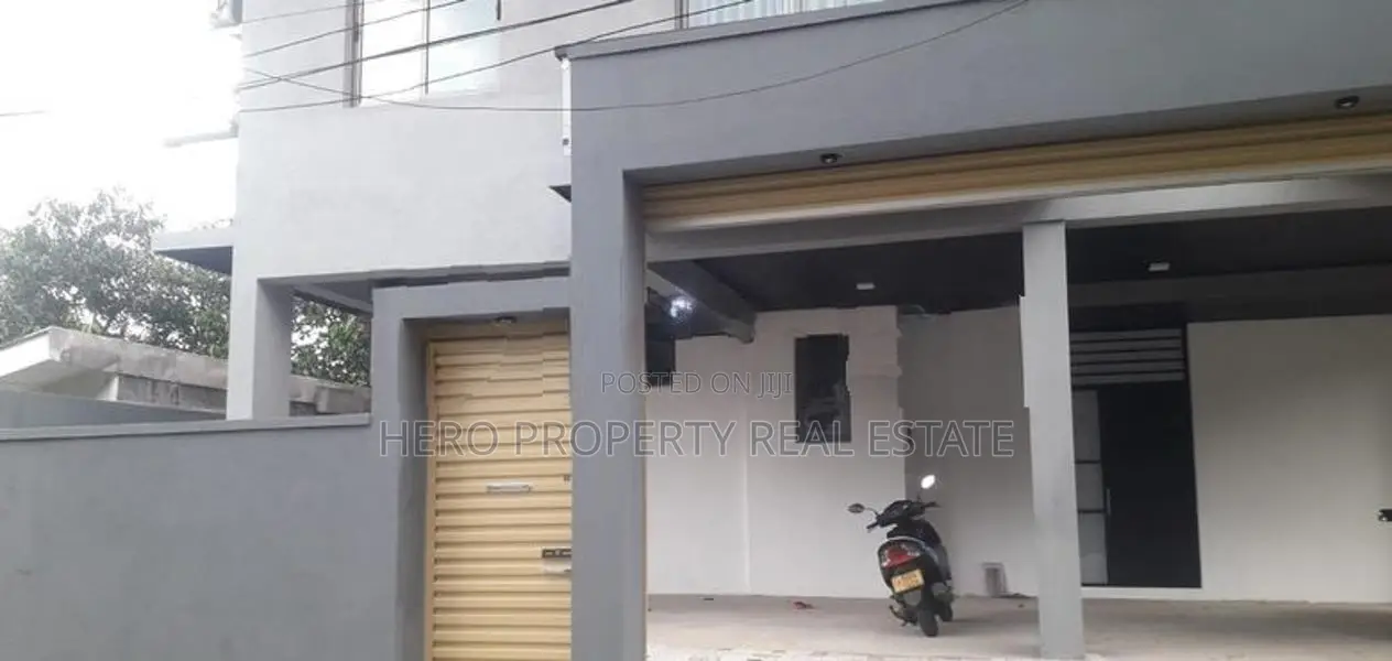 Apartment type house for rent in koswatta battaramulla