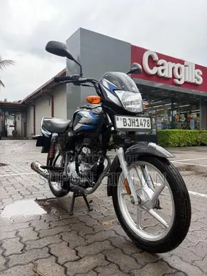 Bajaj CT100 2024