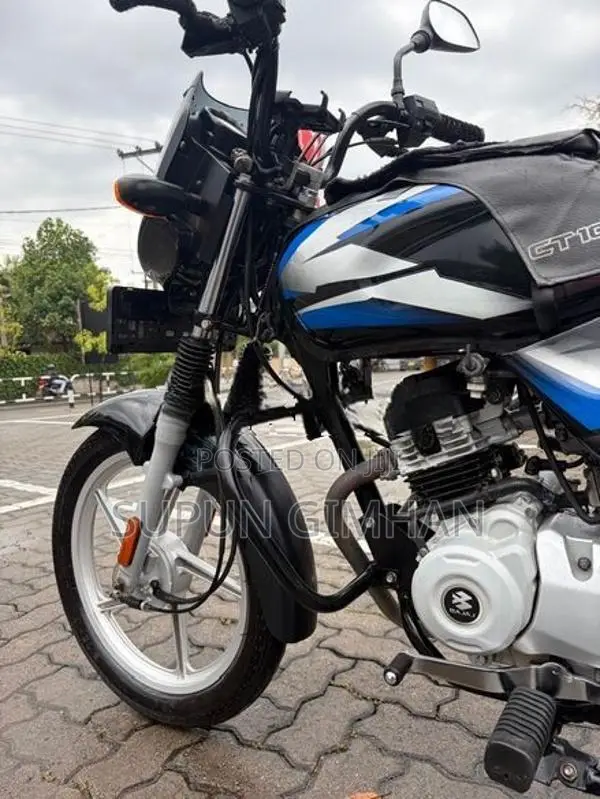 Bajaj CT100 2024