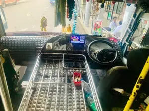 Eicher Skyline 2017