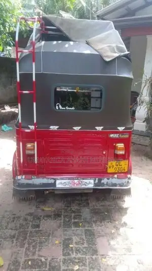 Bajaj RE 2007