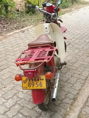Honda MD 2002