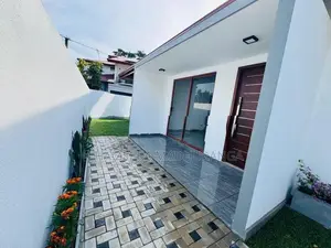 Brand New House For Sale In Gampaha City