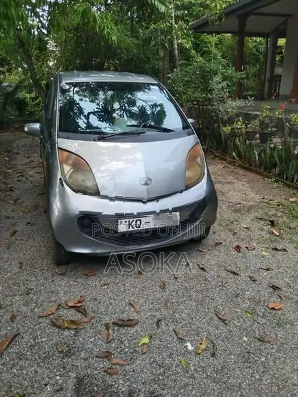Tata Nano 2011