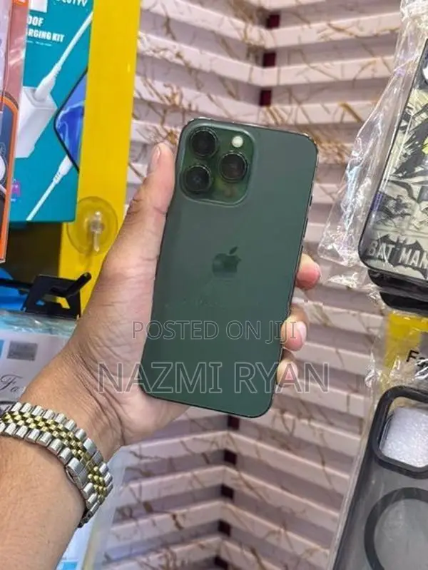Apple iPhone 13 Pro (Used)