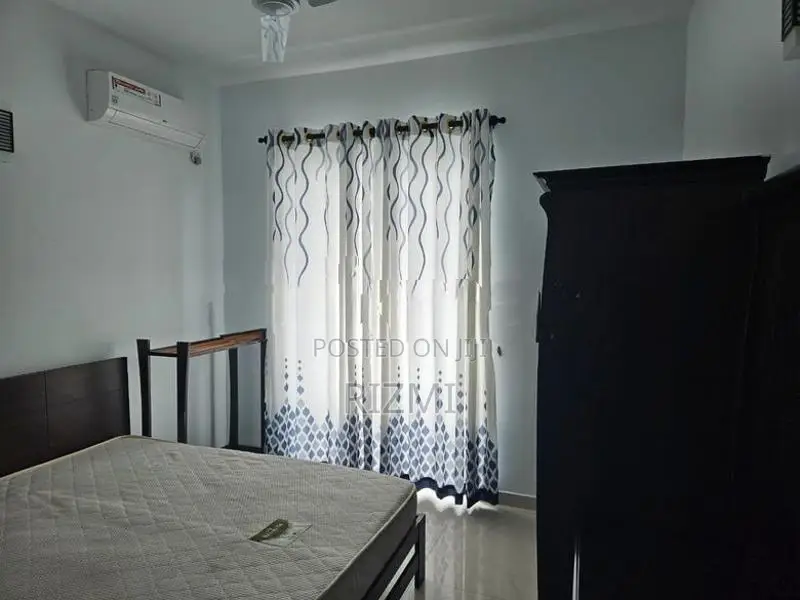 5BR fully furnished super luxury apartment rent in col 4 border