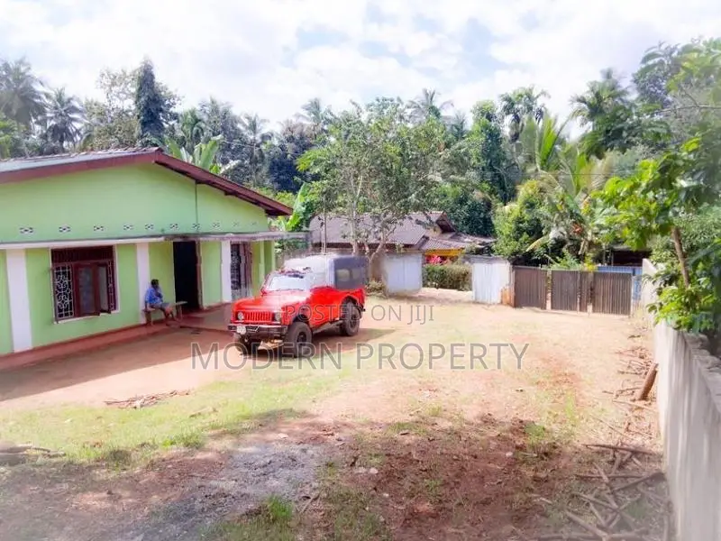 Land for sale in Matale