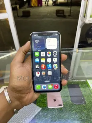 Apple iPhone 11 (Used)