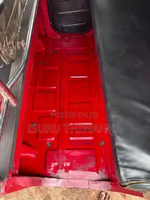 Bajaj RE 2018