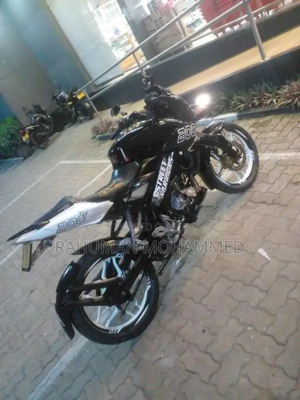 Bajaj Pulsar NS160 2017
