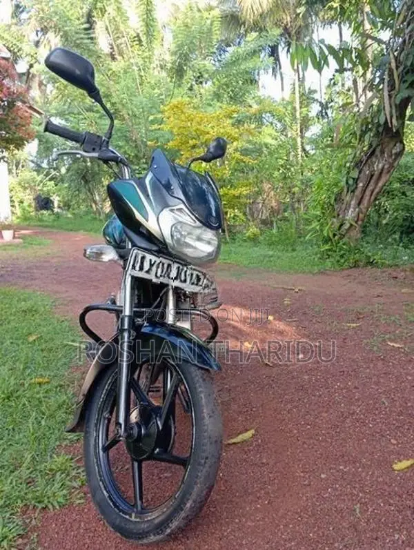 Bajaj Discover 2011