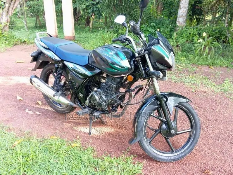 Bajaj Discover 2011