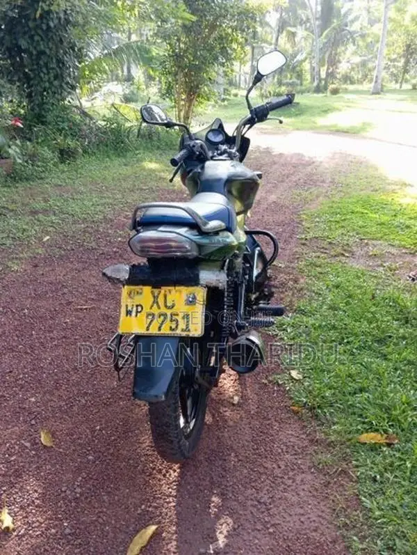 Bajaj Discover 2011