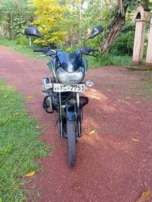 Bajaj Discover 2011