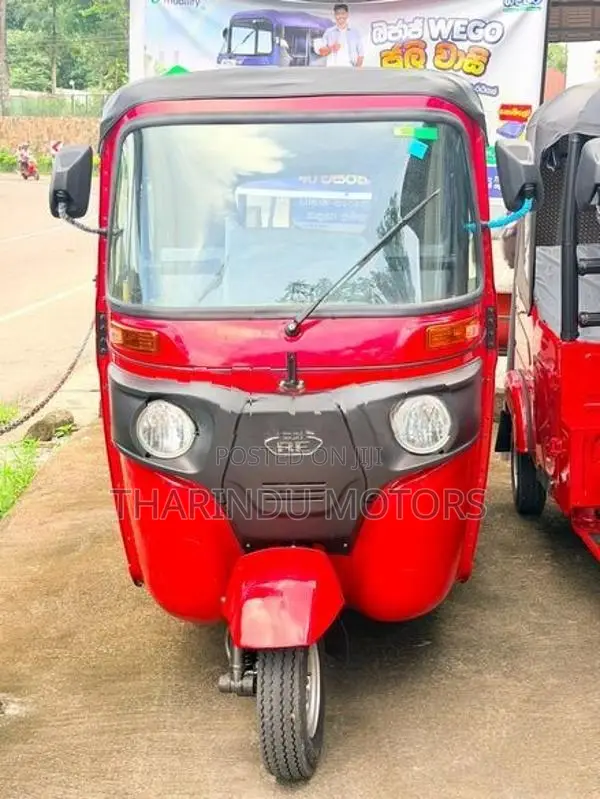 Bajaj RE 2026