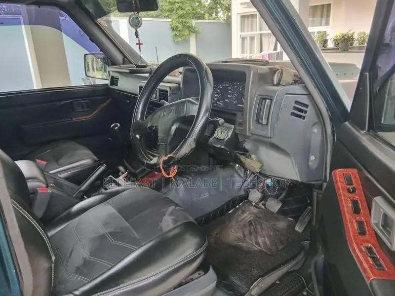 Nissan Patrol 1991