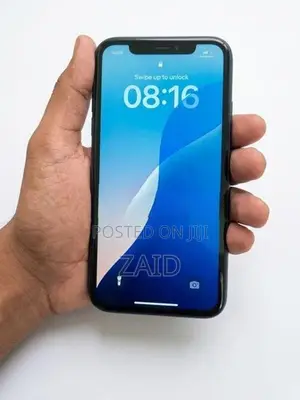 Apple iPhone 11 (Used)
