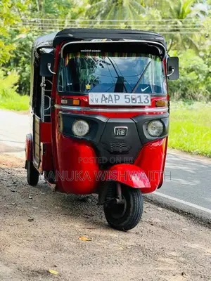 Bajaj RE 2014