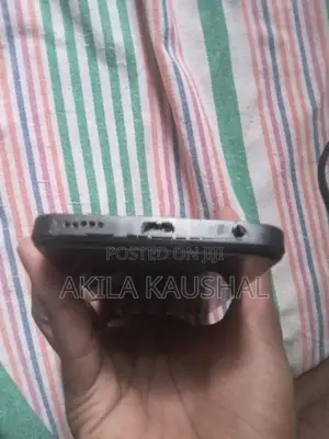 Black view Wave 8 (Used)