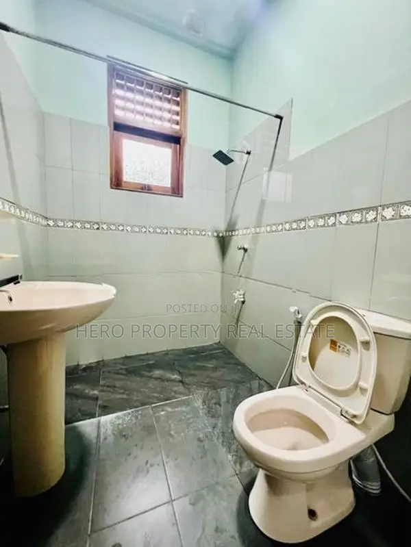 Two story luxury house for rent in kottawa 280 bus road