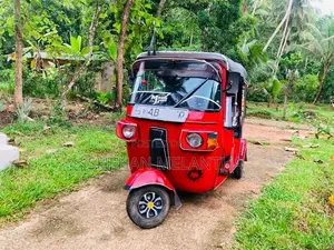 Bajaj RE AAB 2013