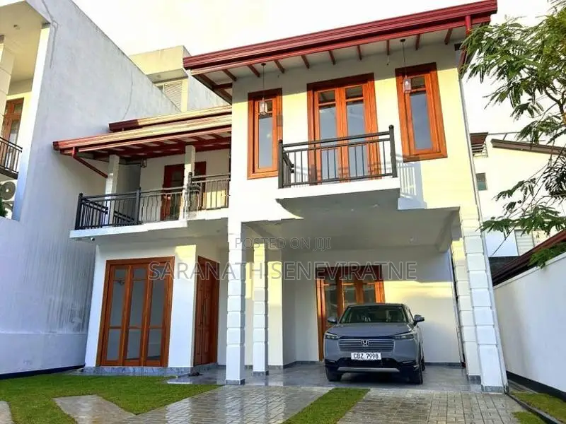 Brand New Solid House Sale From Kottawa Mattegoda - Pubudu Mw