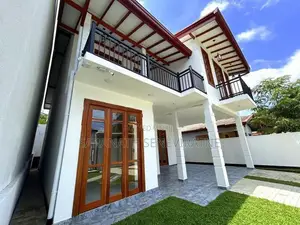 Brand New Solid House Sale From Kottawa Mattegoda - Pubudu Mw