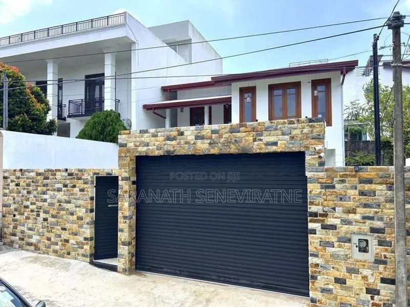 Brand New Solid House Sale From Kottawa Mattegoda - Pubudu Mw