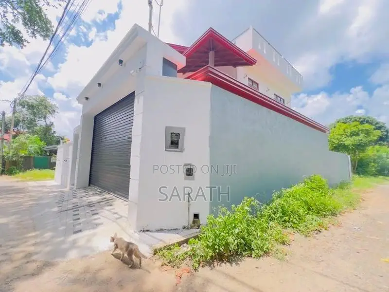 Luxurious Brand New House Sale Kottawa